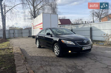 Седан Toyota Camry 2008 в Лубнах
