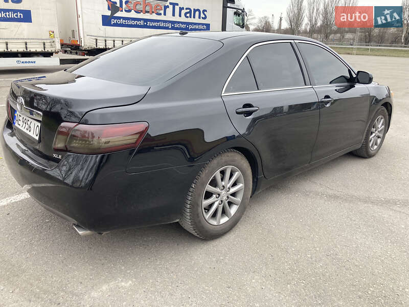 Седан Toyota Camry 2011 в Дніпрі