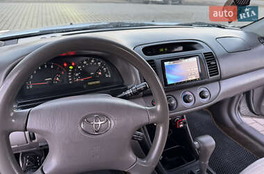 Седан Toyota Camry 2002 в 