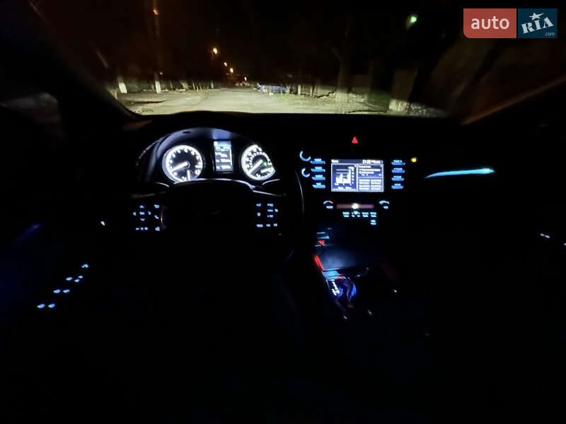 Седан Toyota Camry 2019 в Днепре
