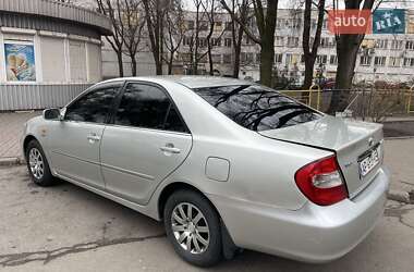 Седан Toyota Camry 2003 в 