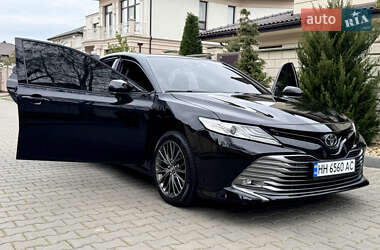 Седан Toyota Camry 2017 в 