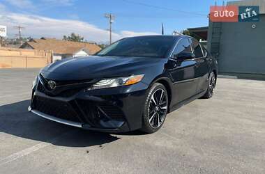 Седан Toyota Camry 2018 в 