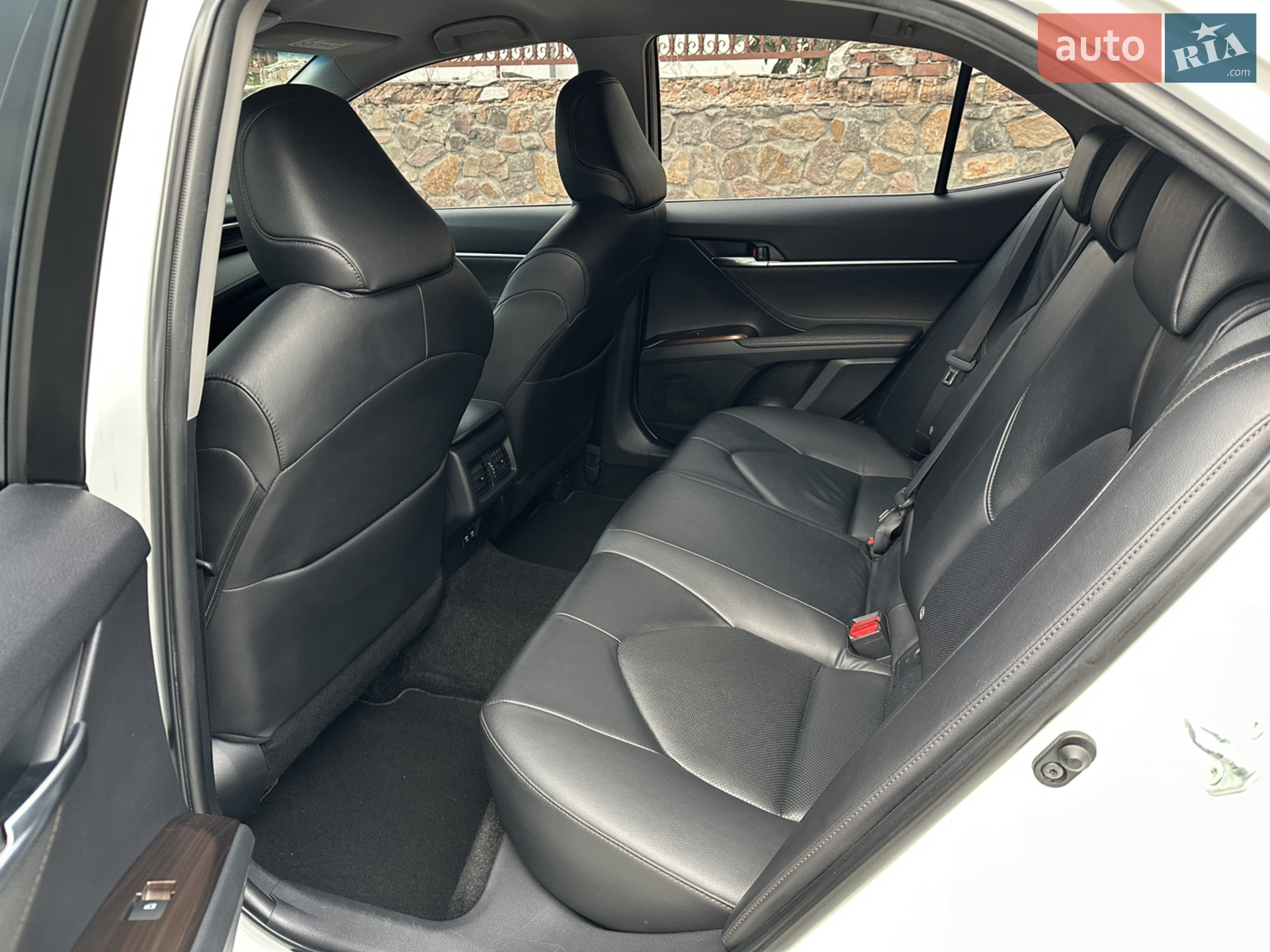 2018 Toyota Camry - мініатюра 14