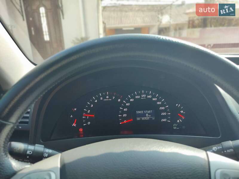 Седан Toyota Camry 2008 в Житомирі