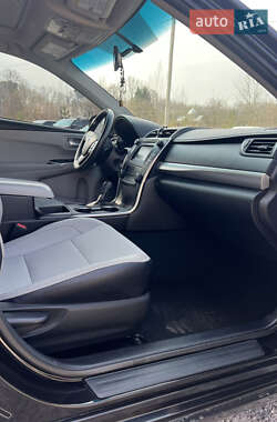Седан Toyota Camry 2017 в 