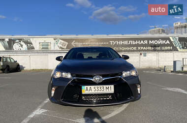 Седан Toyota Camry 2017 в 