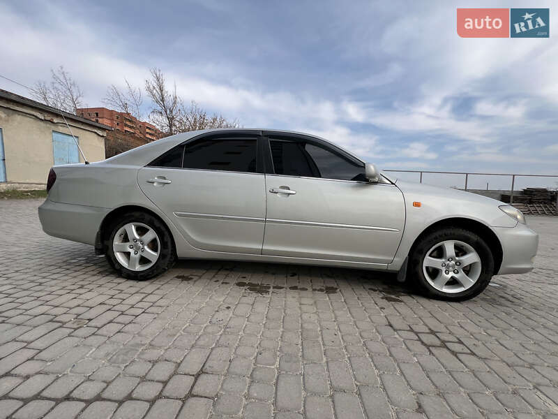 Седан Toyota Camry 2002 в Чорткові