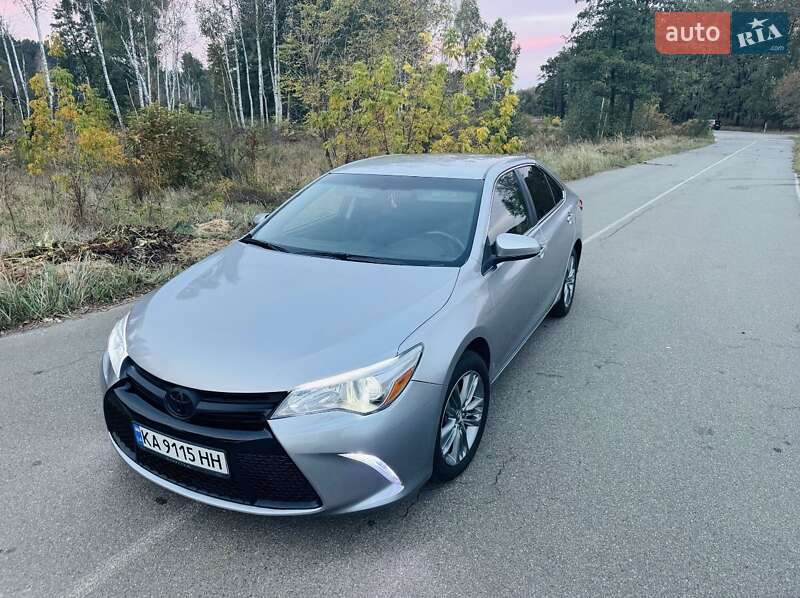 Седан Toyota Camry 2014 в Києві