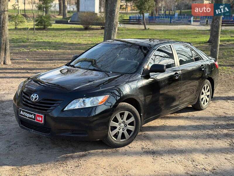 Седан Toyota Camry 2006 в 