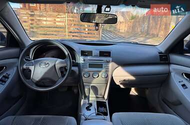 Седан Toyota Camry 2006 в 