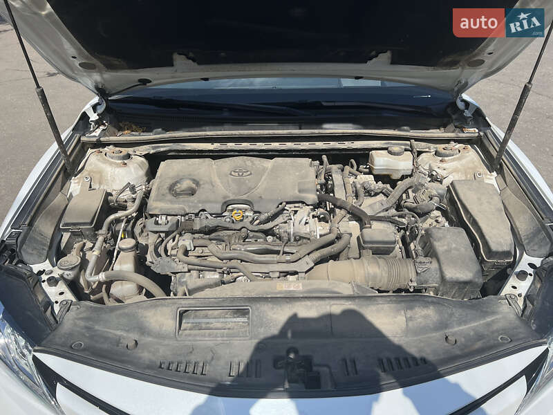 Седан Toyota Camry 2019 в Одессе