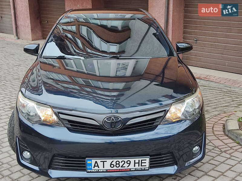 Toyota Camry 2013