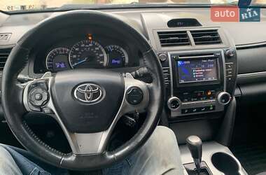 Седан Toyota Camry 2012 в 