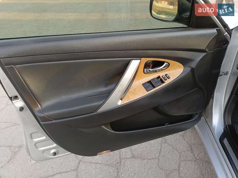 Седан Toyota Camry 2007 в Малій Висці