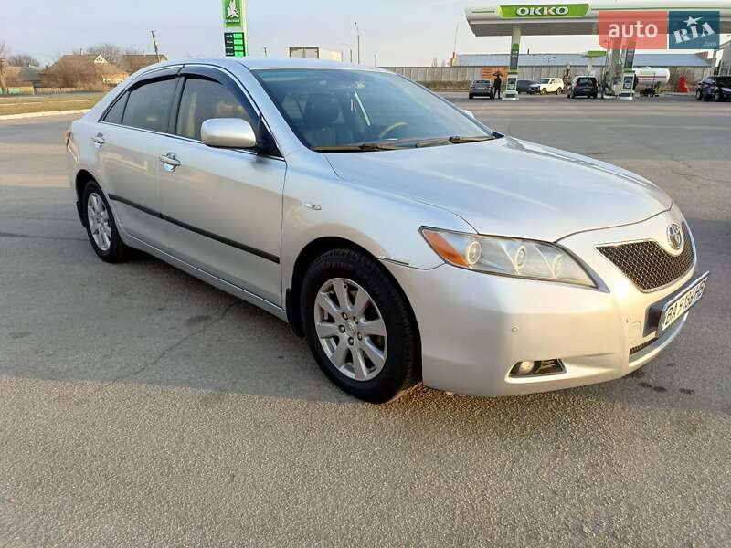 Седан Toyota Camry 2007 в Малій Висці