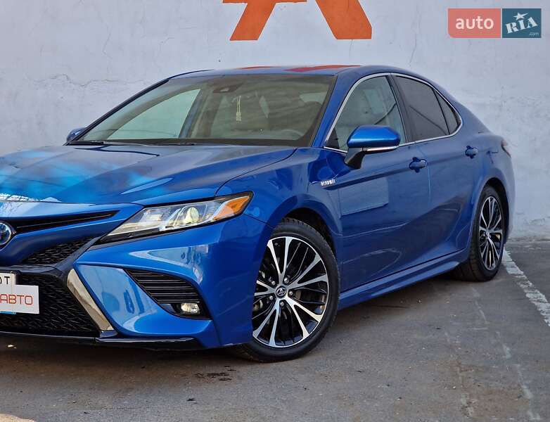 Седан Toyota Camry 2019 в Одесі