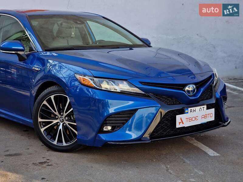 Седан Toyota Camry 2019 в Одесі
