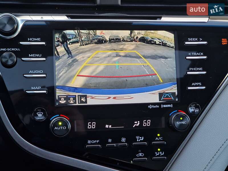 Седан Toyota Camry 2019 в Одесі