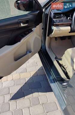 Седан Toyota Camry 2013 в 