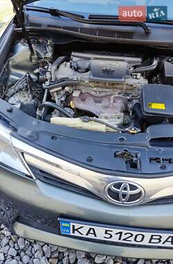 Седан Toyota Camry 2013 в 
