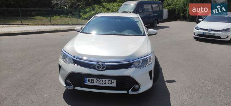 Седан Toyota Camry 2017 в Вінниці