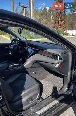 Седан Toyota Camry 2019 в 
