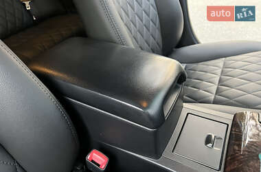 Седан Toyota Camry 2015 в 
