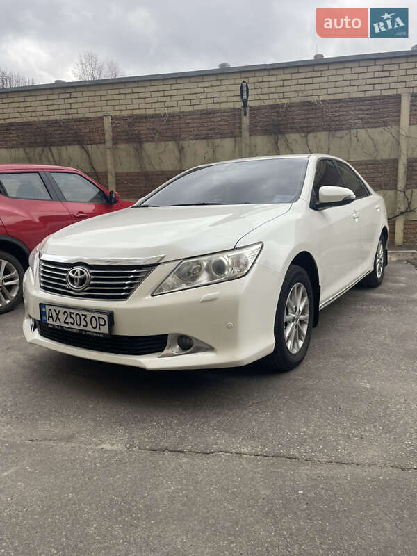Toyota Camry 2013