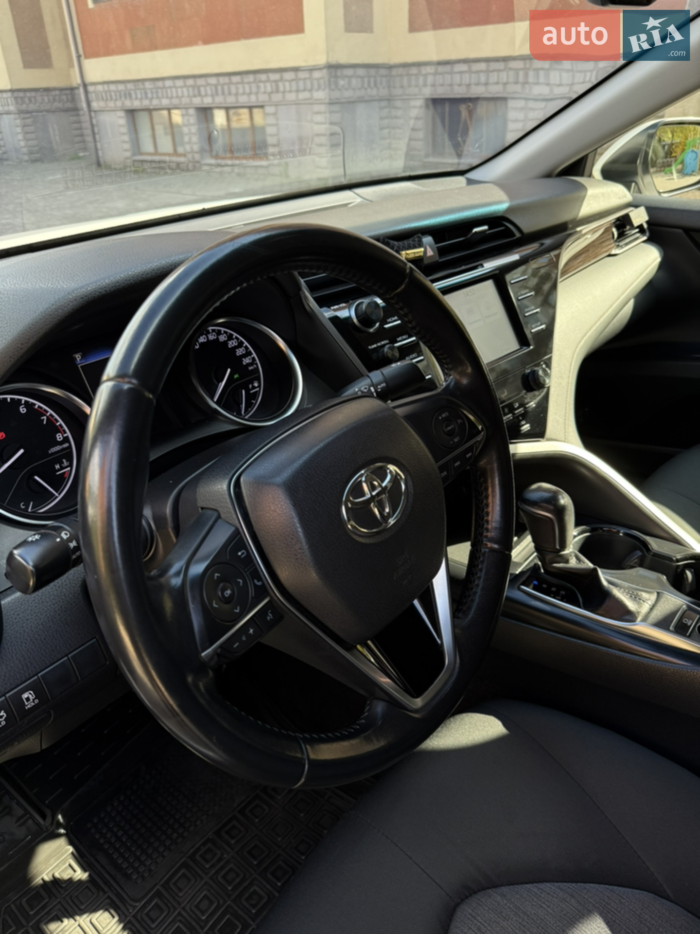 2019 Toyota Camry - мініатюра 14