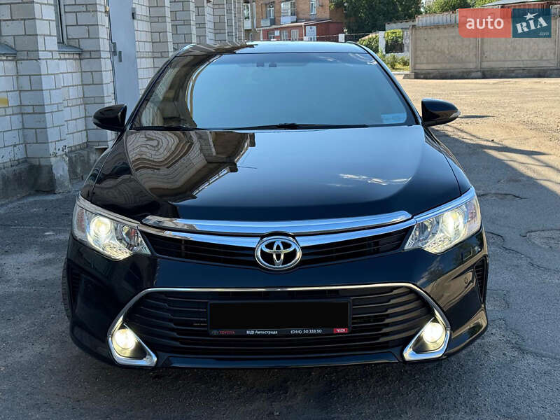 Toyota Camry 2017