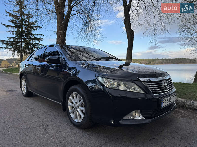 Toyota Camry 2012