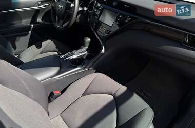 Седан Toyota Camry 2020 в 
