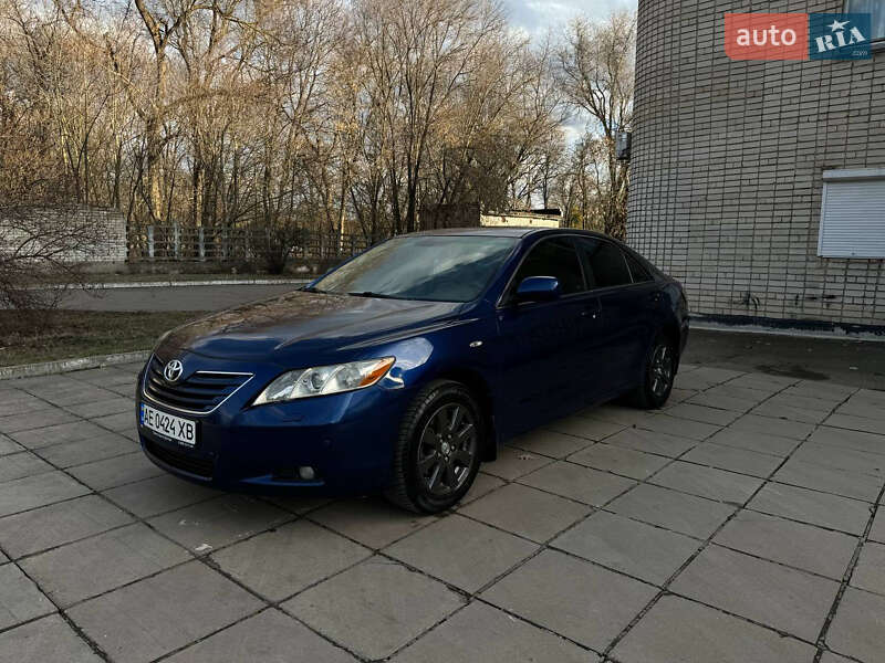 Седан Toyota Camry 2006 в 