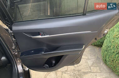 Седан Toyota Camry 2017 в 