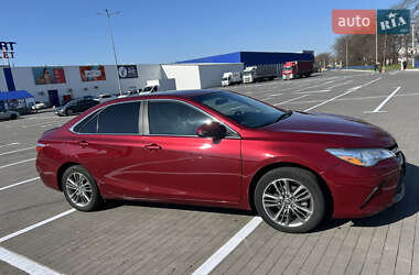 Седан Toyota Camry 2016 в 