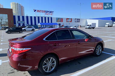 Седан Toyota Camry 2016 в 