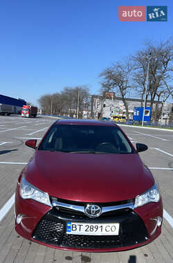 Седан Toyota Camry 2016 в 