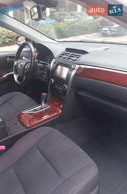 Седан Toyota Camry 2014 в 