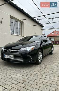 Седан Toyota Camry 2016 в Мукачевому