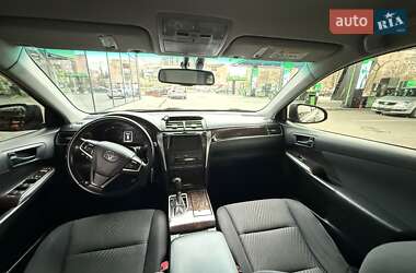 Седан Toyota Camry 2017 в 