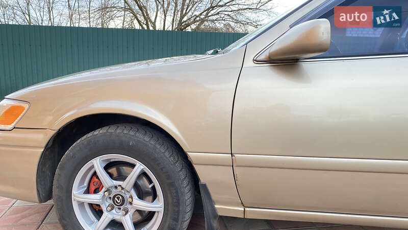 Седан Toyota Camry 2001 в Борисполі