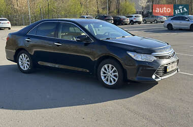 Седан Toyota Camry 2014 в 