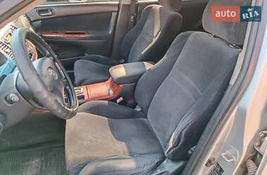 Седан Toyota Camry 2003 в 