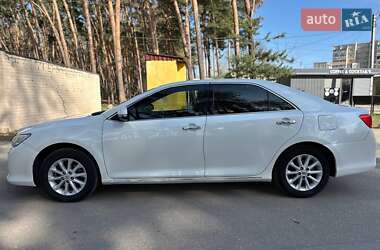 Седан Toyota Camry 2012 в 
