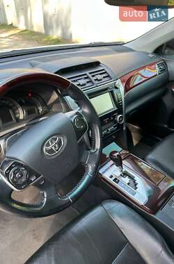 Седан Toyota Camry 2012 в 