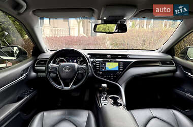 Седан Toyota Camry 2020 в 