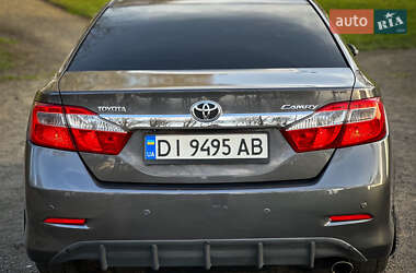 Седан Toyota Camry 2012 в 