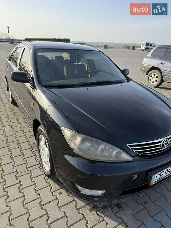 Седан Toyota Camry 2005 в 