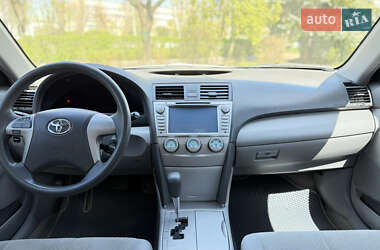 Седан Toyota Camry 2007 в 